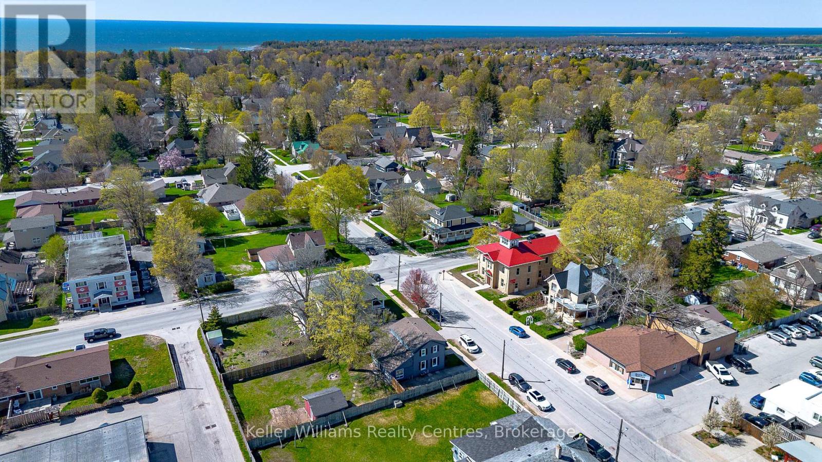 578 Green Street, Saugeen Shores, Ontario  N0H 2C0 - Photo 32 - X12244952