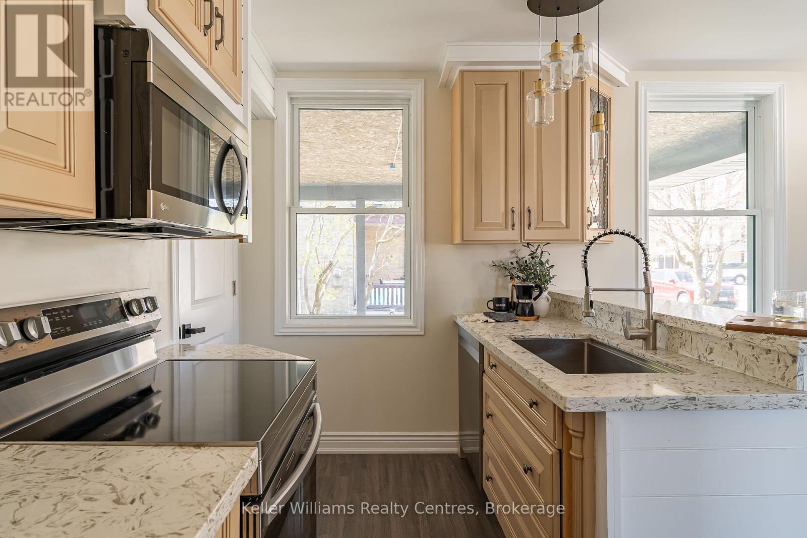 578 Green Street, Saugeen Shores, Ontario  N0H 2C0 - Photo 8 - X12244952