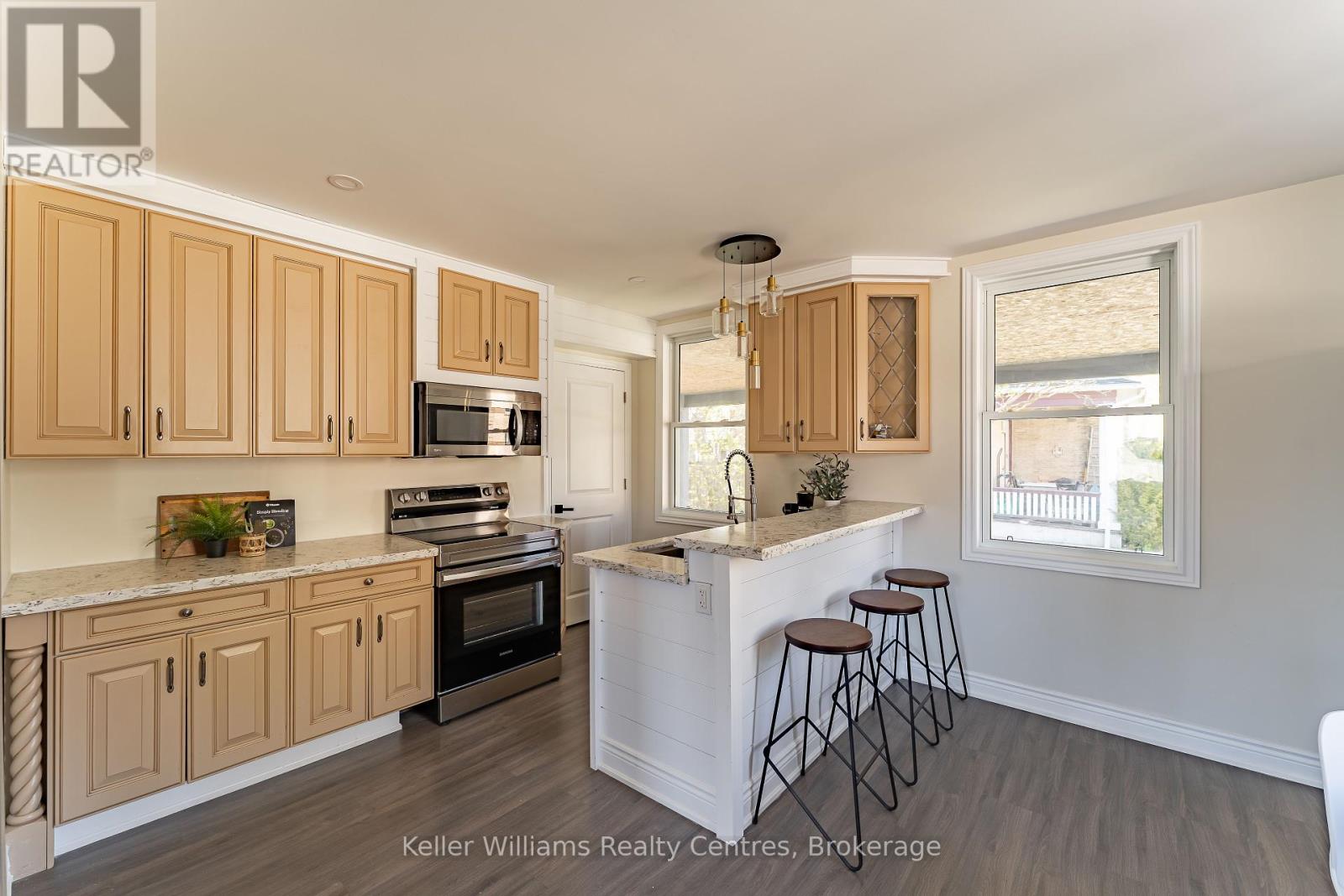 578 Green Street, Saugeen Shores, Ontario  N0H 2C0 - Photo 7 - X12244952