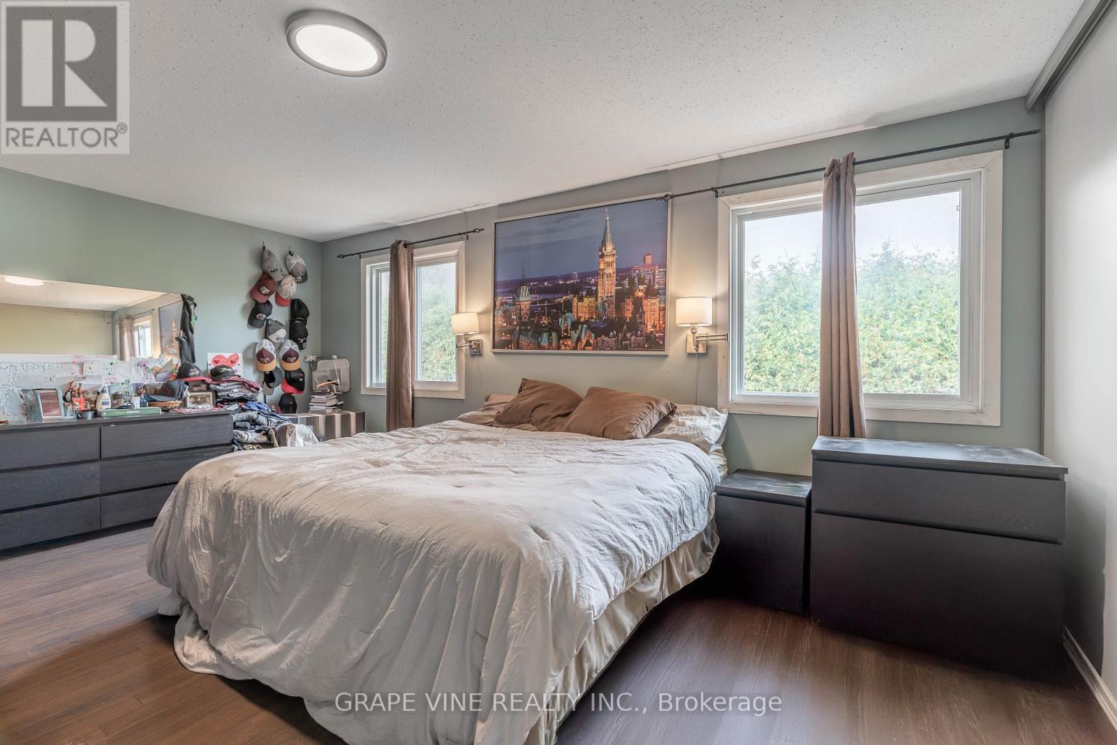 B - 30b Castlebrook Lane, Ottawa, Ontario  K2G 5G5 - Photo 15 - X12241304
