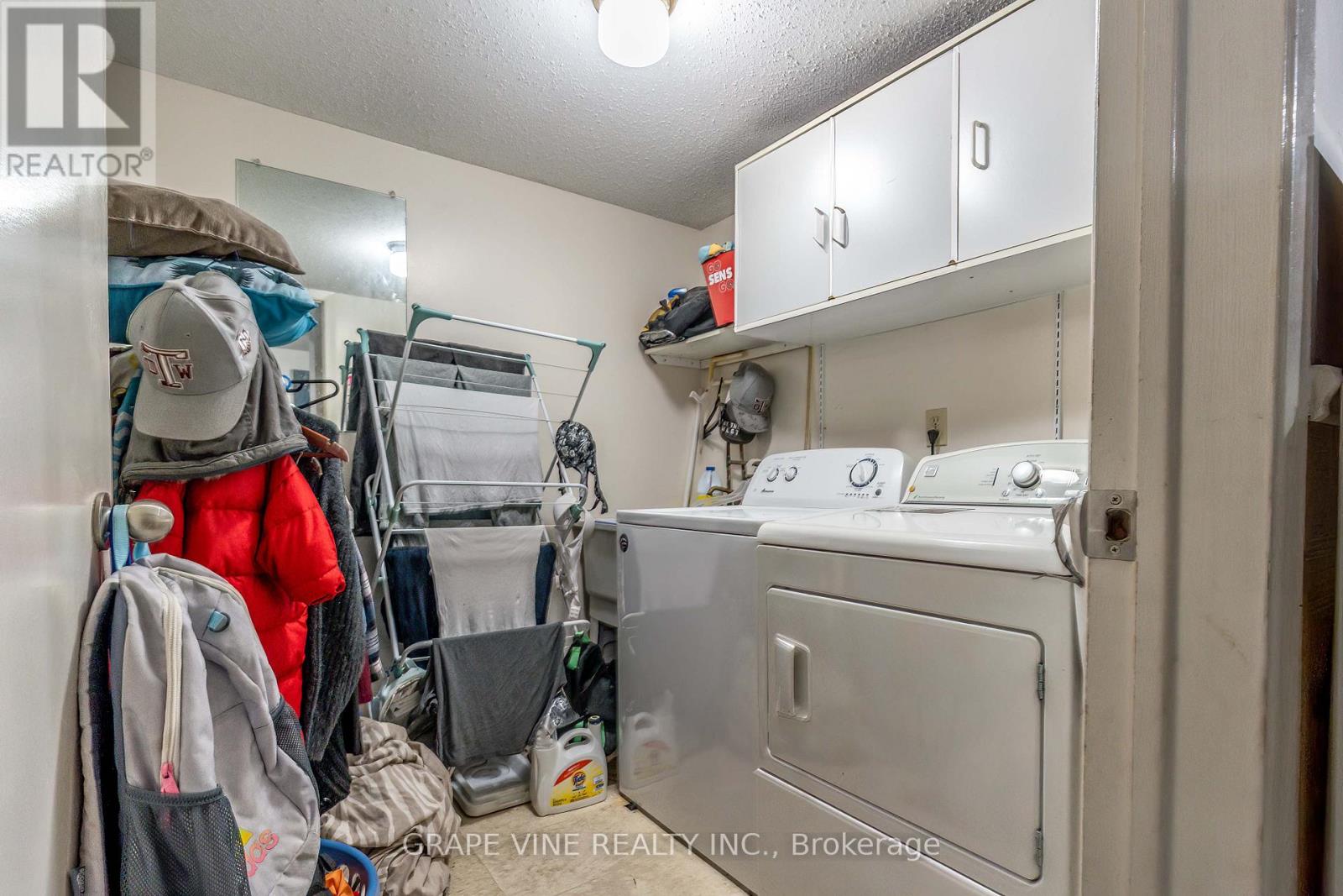 B - 30b Castlebrook Lane, Ottawa, Ontario  K2G 5G5 - Photo 19 - X12241304
