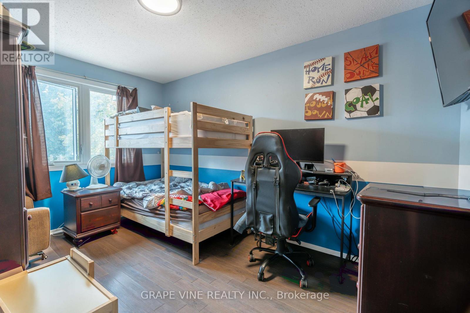 B - 30b Castlebrook Lane, Ottawa, Ontario  K2G 5G5 - Photo 12 - X12241304