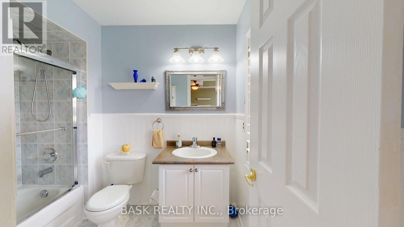 51 Harvest Moon Drive, Caledon, Ontario  L7E 2L2 - Photo 35 - W12252631