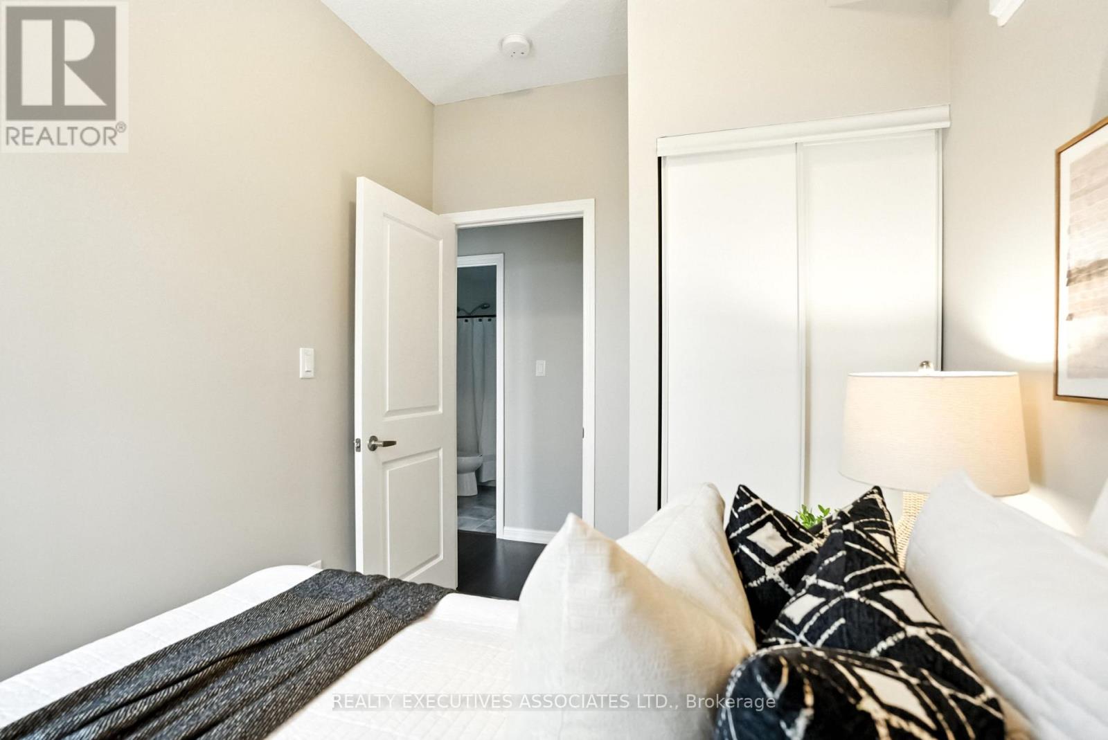 411 - 84 Aspen Springs Drive, Clarington, Ontario  L1C 0V3 - Photo 22 - E12252671