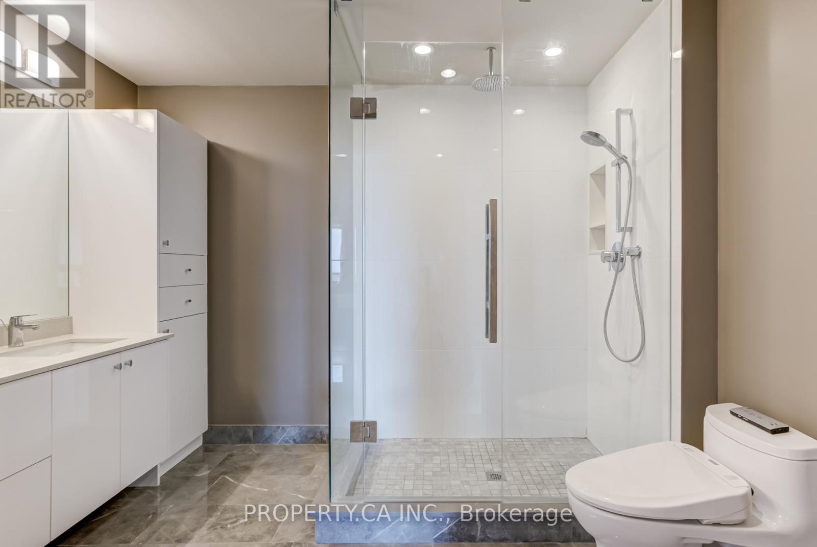 Ph 201 - 8 Hillcrest Avenue, Toronto, Ontario  M2N 6Y6 - Photo 18 - C12252673