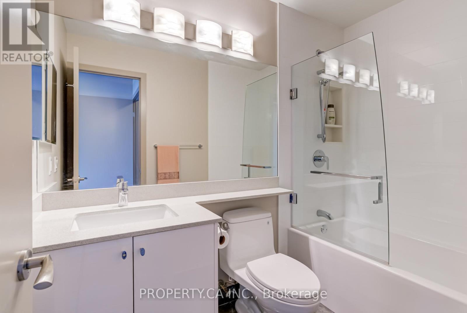 Ph 201 - 8 Hillcrest Avenue, Toronto, Ontario  M2N 6Y6 - Photo 28 - C12252673