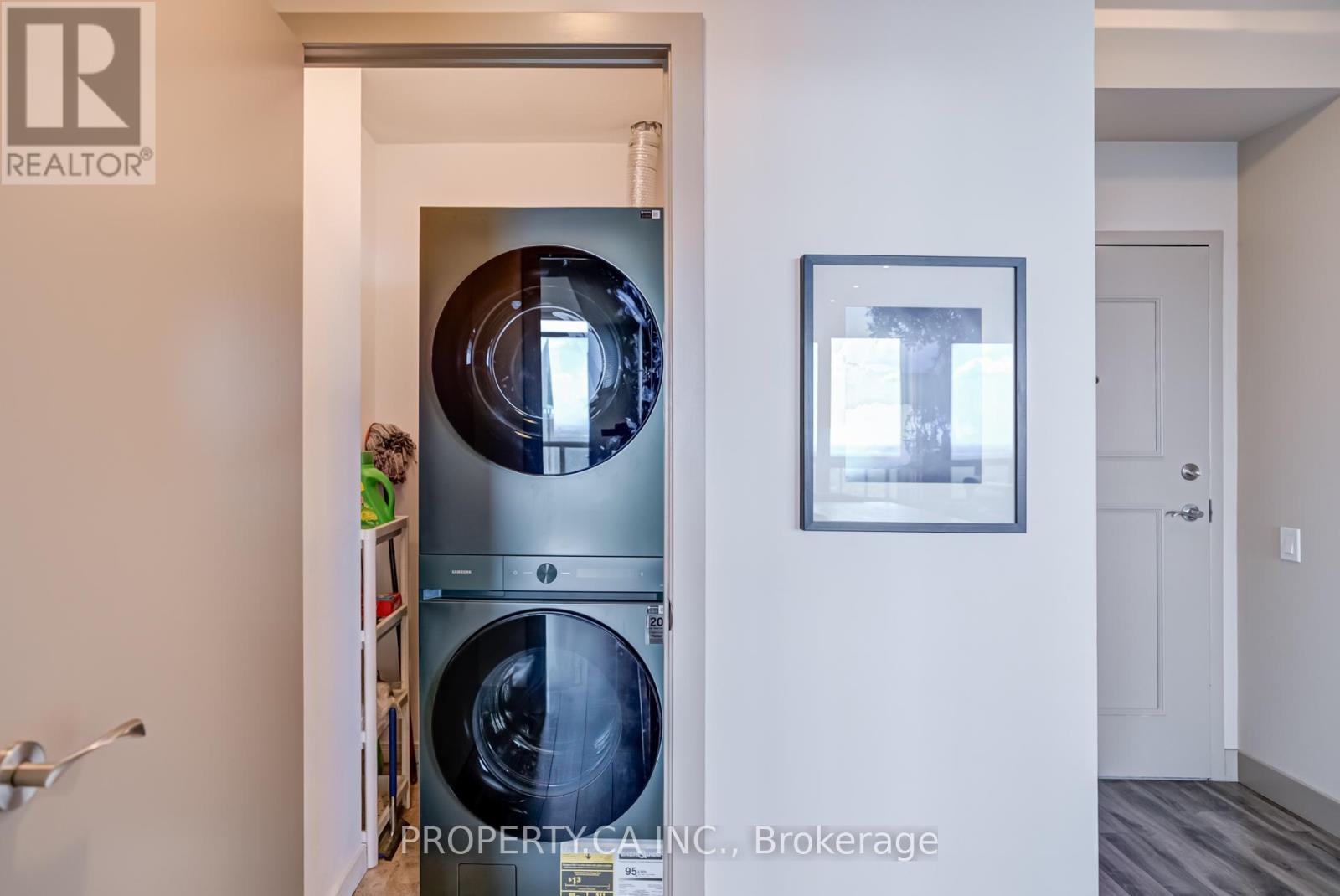 Ph 201 - 8 Hillcrest Avenue, Toronto, Ontario  M2N 6Y6 - Photo 29 - C12252673