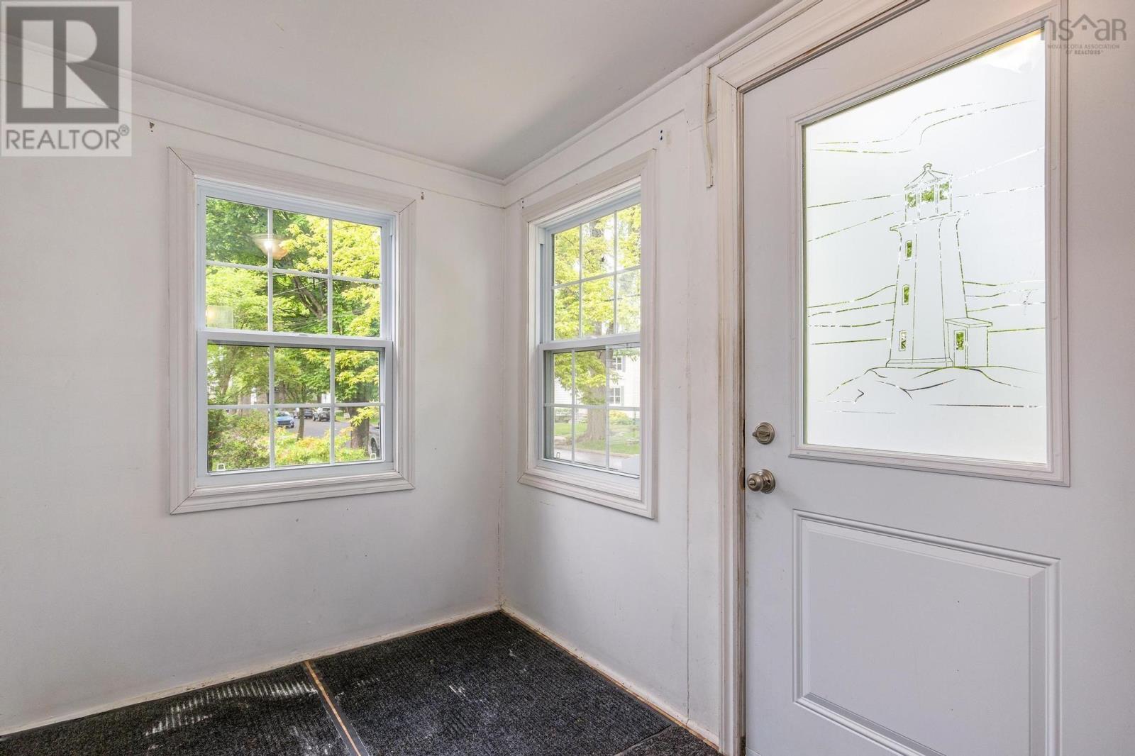 Property at 6516 Summit Street image 4