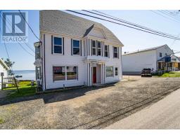 108 Montague Row-14;