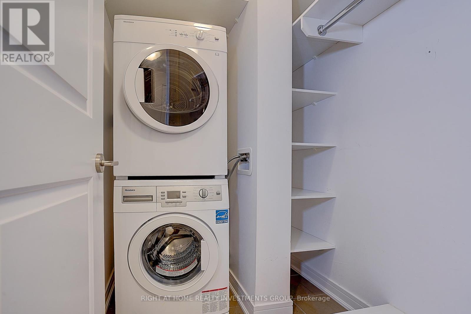 415 Ne - 9205 Yonge Street, Richmond Hill, Ontario  L4C 1V5 - Photo 10 - N12252667