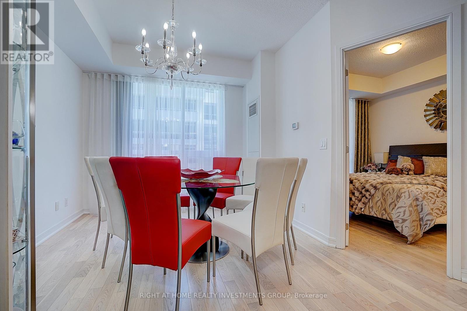 415 Ne - 9205 Yonge Street, Richmond Hill, Ontario  L4C 1V5 - Photo 26 - N12252667