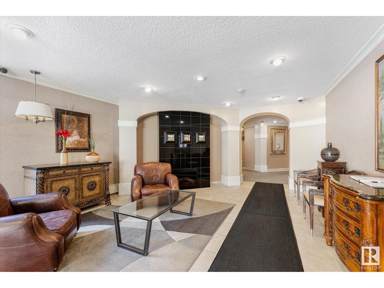 #1002 9923 103 St Nw, Edmonton, Alberta  T5K 2J3 - Photo 5 - E4445041