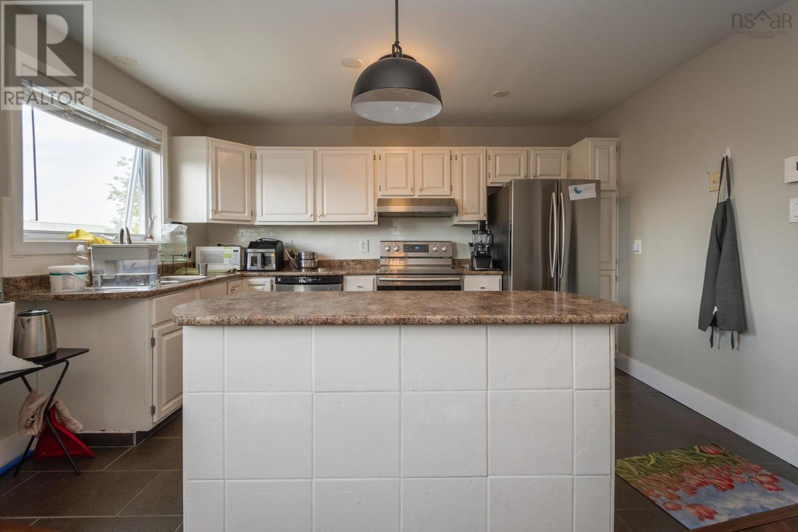 225 Farnham Gate Road, Halifax, Nova Scotia  B3M 4C3 - Photo 16 - 202516087