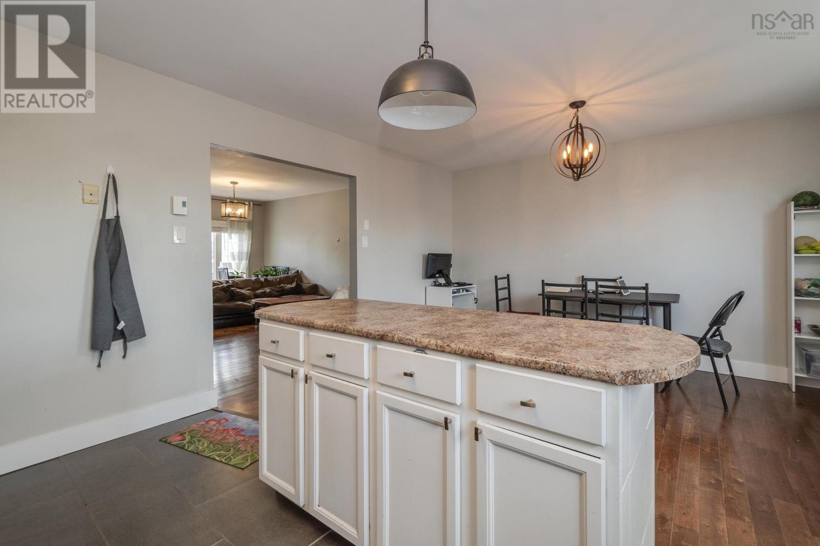 225 Farnham Gate Road, Halifax, Nova Scotia  B3M 4C3 - Photo 17 - 202516087