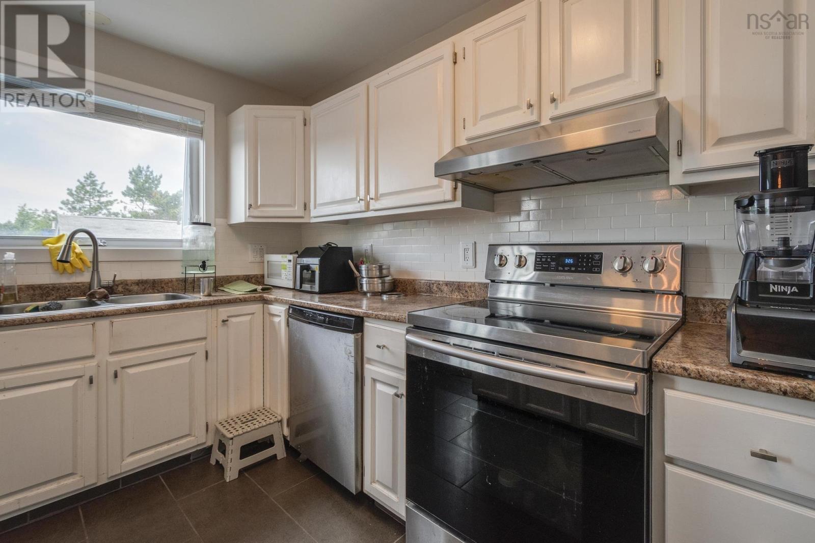 225 Farnham Gate Road, Halifax, Nova Scotia  B3M 4C3 - Photo 19 - 202516087