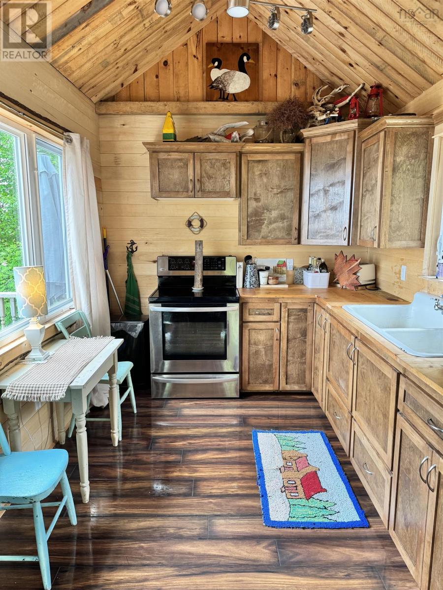 54 Cove Road, Halls Harbour, Nova Scotia  B0P 1J0 - Photo 22 - 202509264