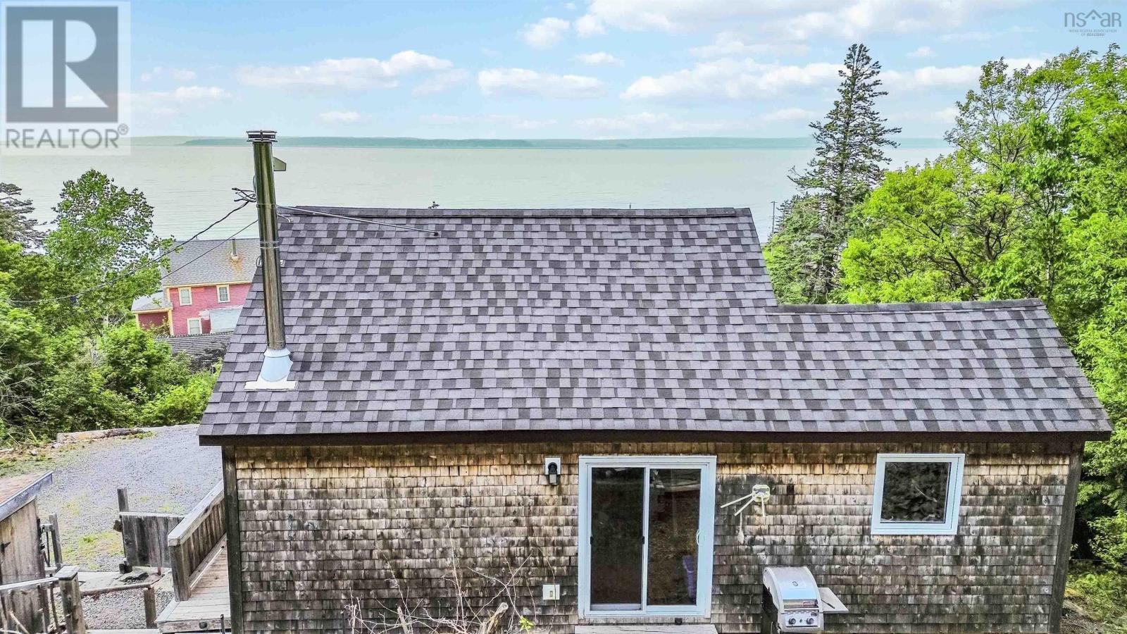 54 Cove Road, Halls Harbour, Nova Scotia  B0P 1J0 - Photo 7 - 202509264