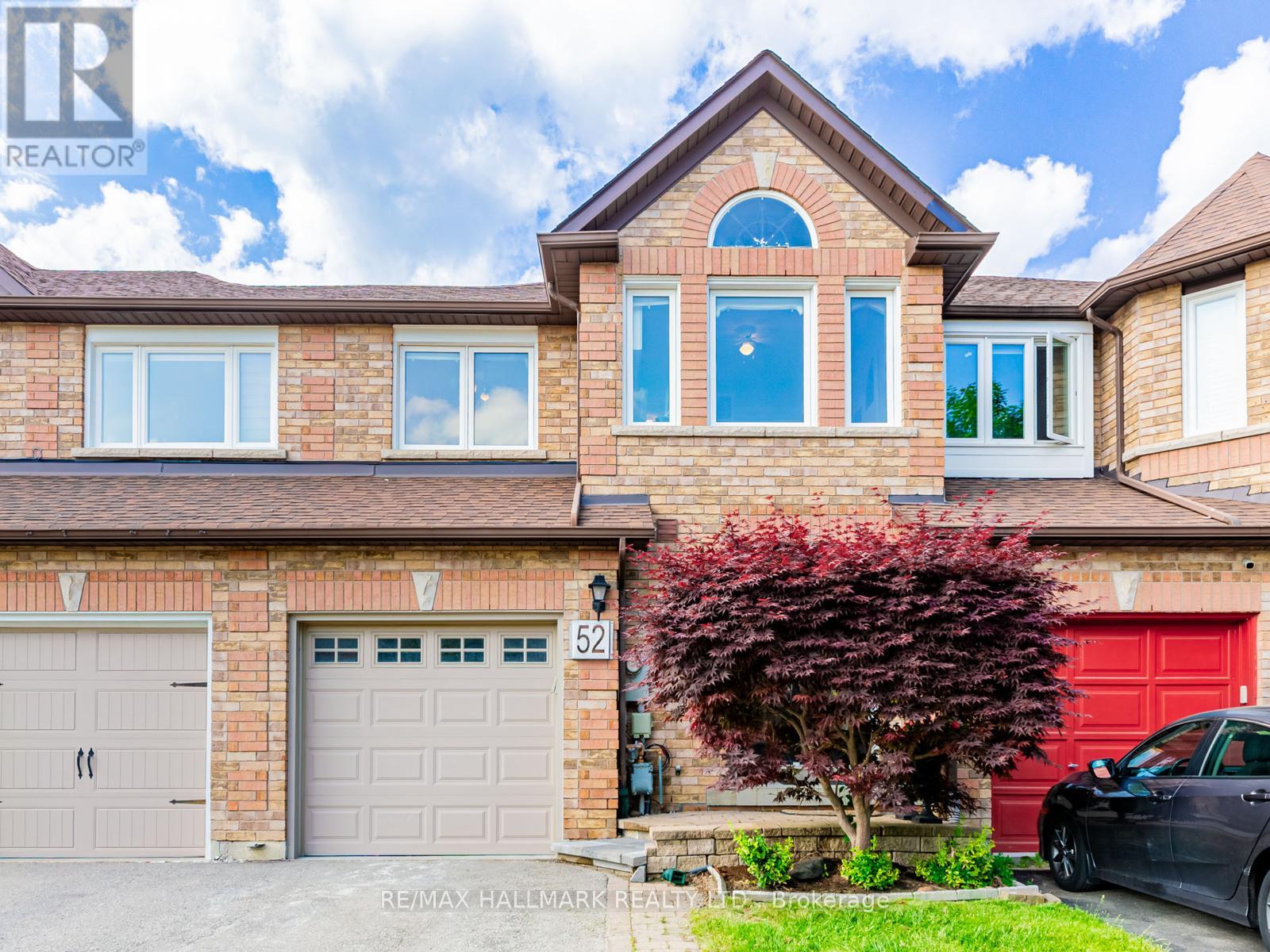 Property at 52 MISTLEFLOWER COURT image 2