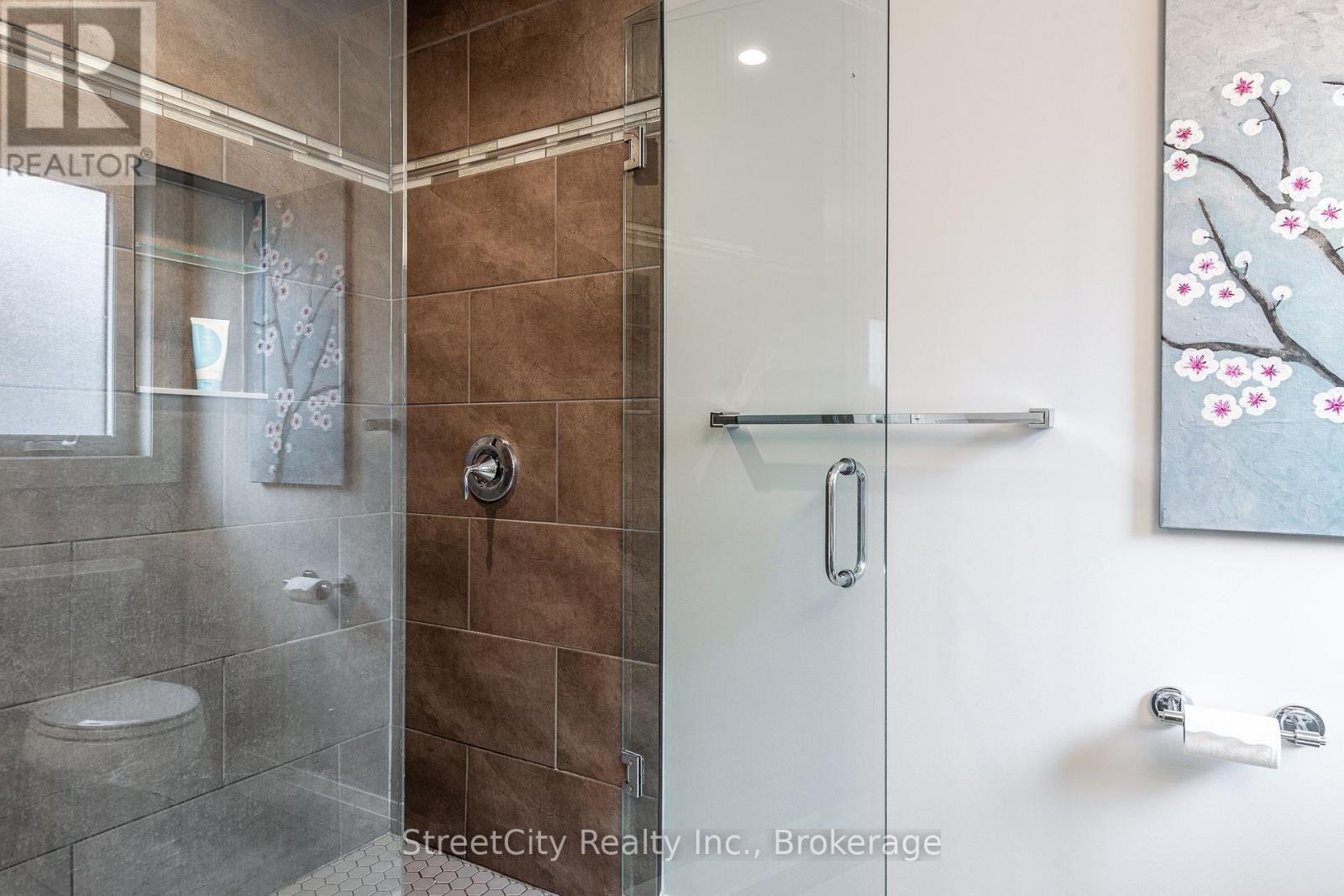 3 Orr Street, Stratford, Ontario  N5A 0C6 - Photo 21 - X12252692