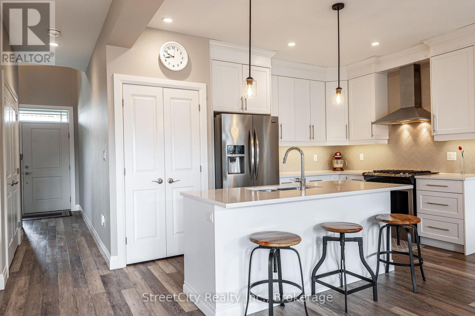3 Orr Street, Stratford, Ontario  N5A 0C6 - Photo 8 - X12252692