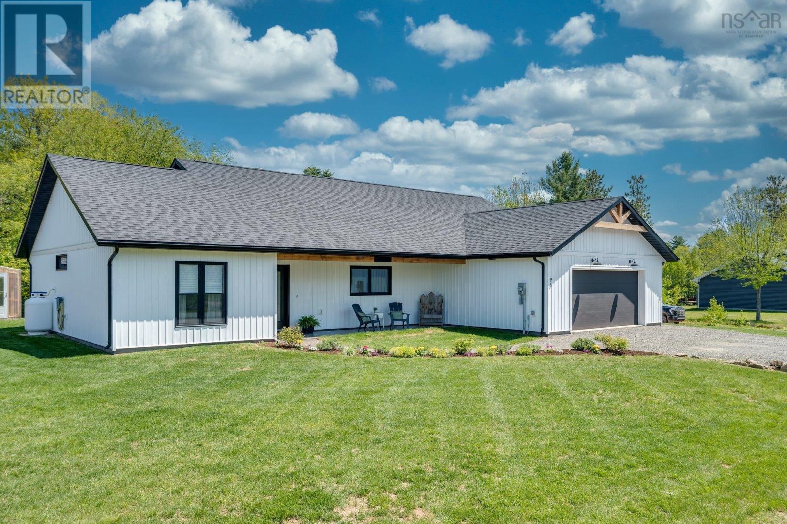 Property at 98 Durno Drive image 1