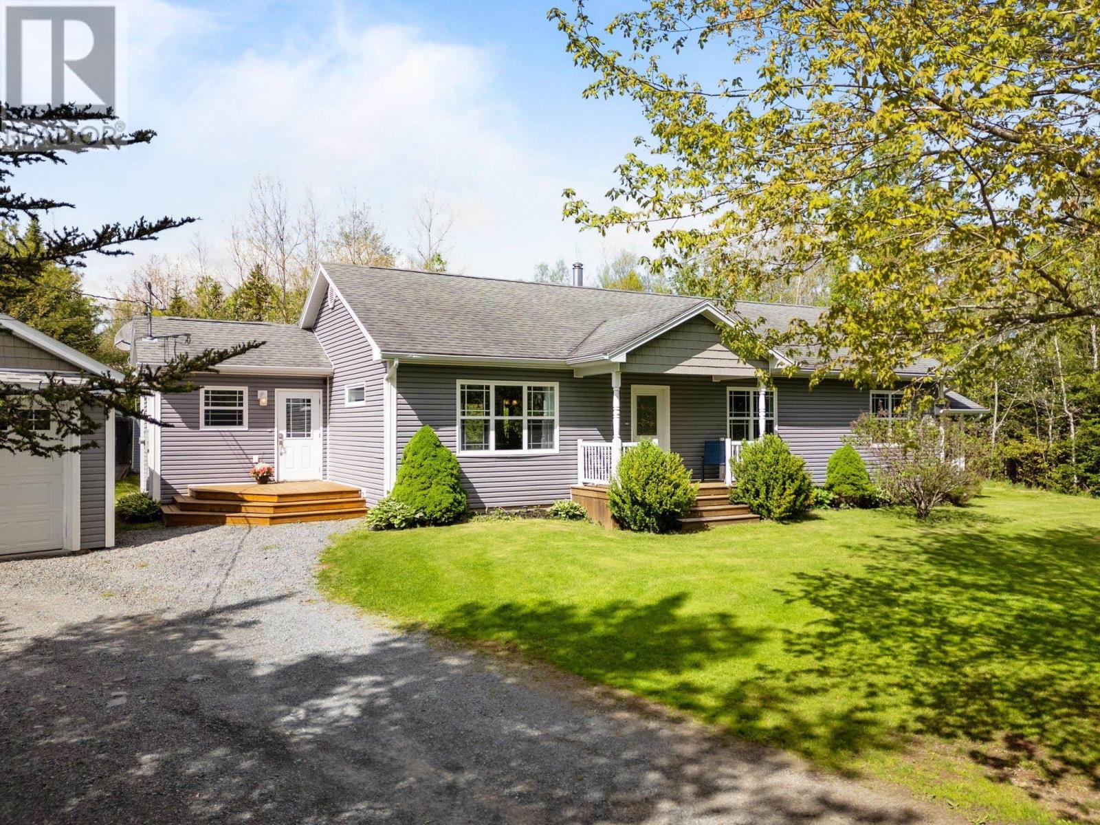 Property at 158 Thomas Street image 1