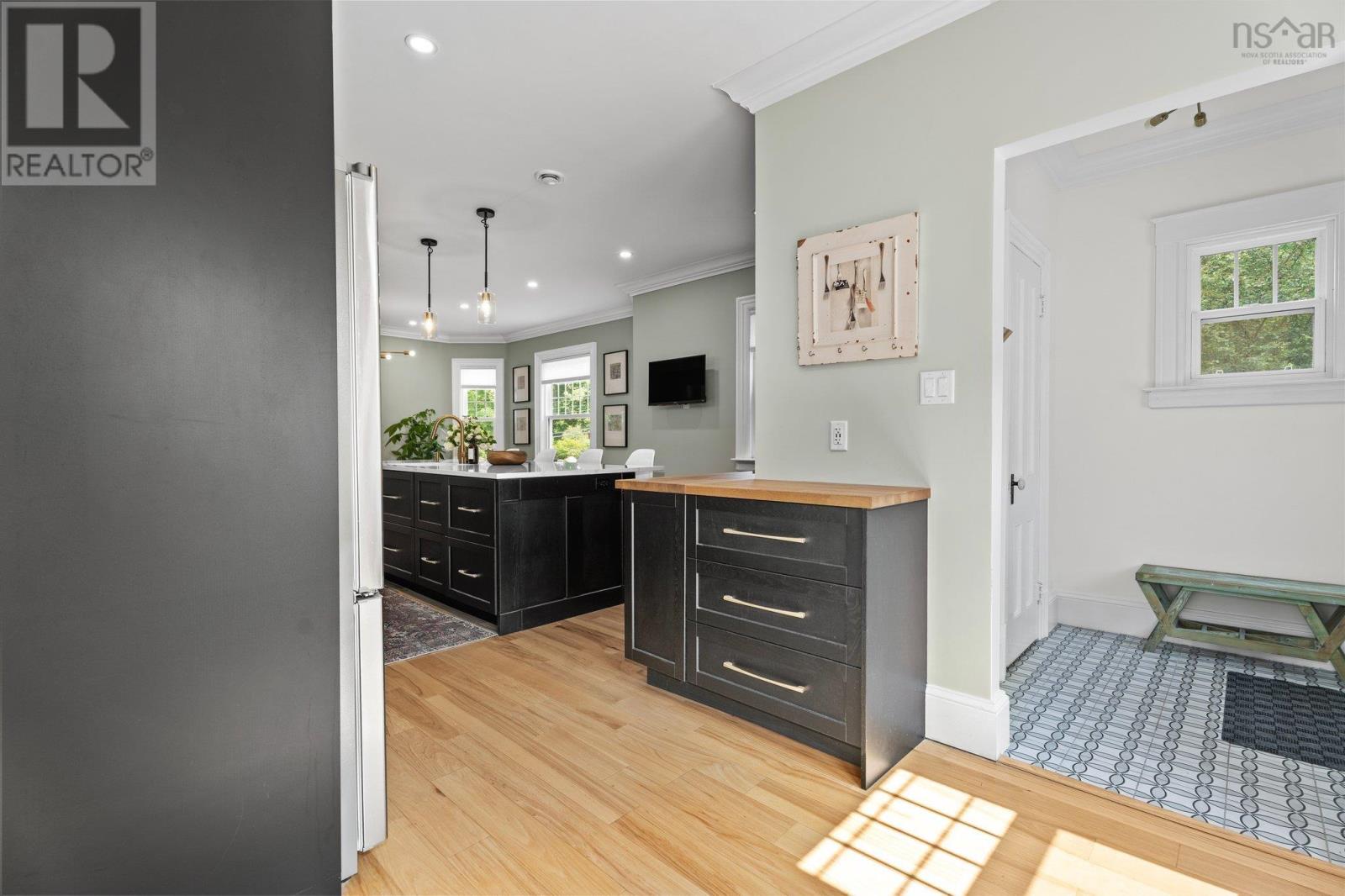 Property at 7 Elm Avenue image 2