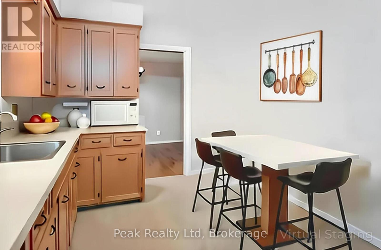 670 Davidson Avenue N, North Perth, Ontario  N4W 3B1 - Photo 10 - X12252725