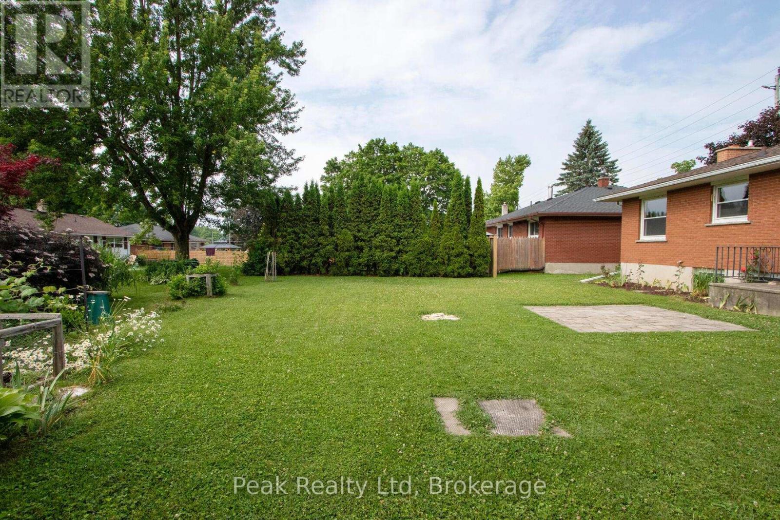 670 Davidson Avenue N, North Perth, Ontario  N4W 3B1 - Photo 24 - X12252725
