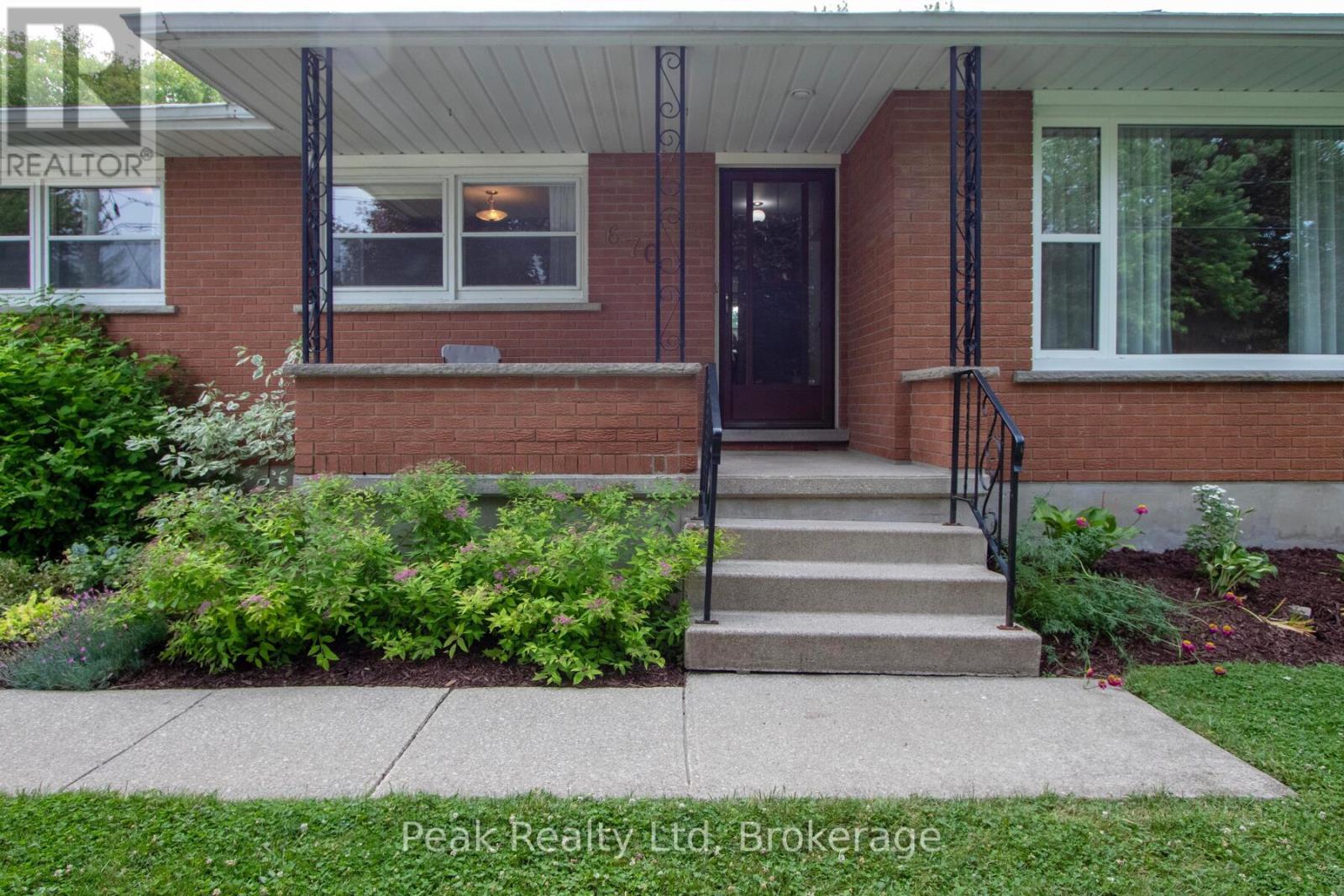 670 Davidson Avenue N, North Perth, Ontario  N4W 3B1 - Photo 6 - X12252725