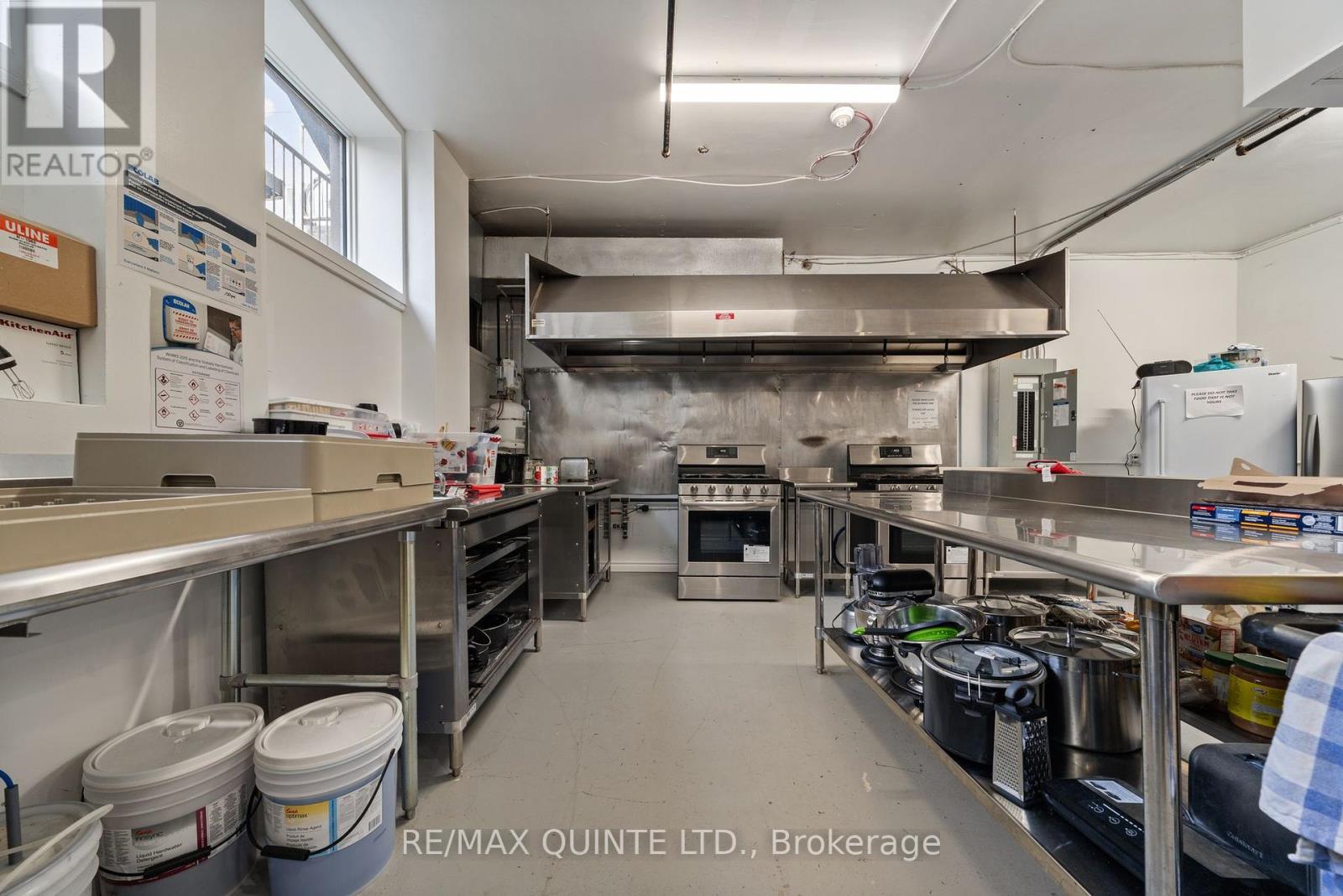228 Dundas Street E, Belleville, Ontario  K8N 1E4 - Photo 33 - X12252701