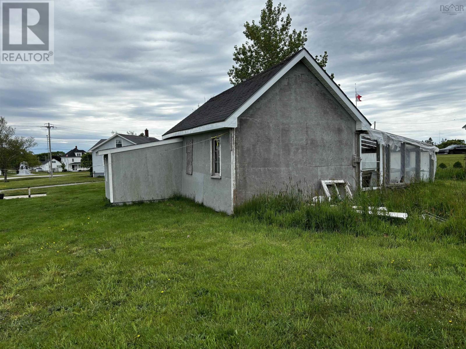 712 Highway 335, West Pubnico, Nova Scotia  B0W 3S0 - Photo 10 - 202516101