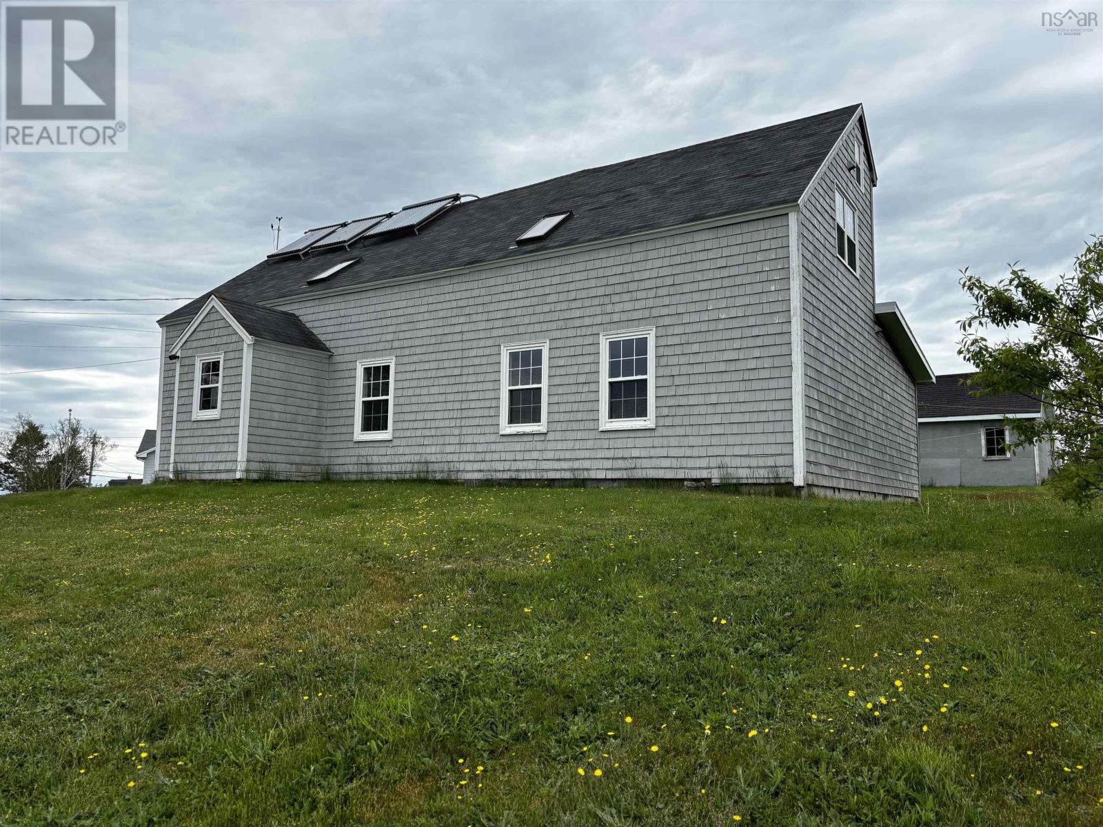 712 Highway 335, West Pubnico, Nova Scotia  B0W 3S0 - Photo 3 - 202516101