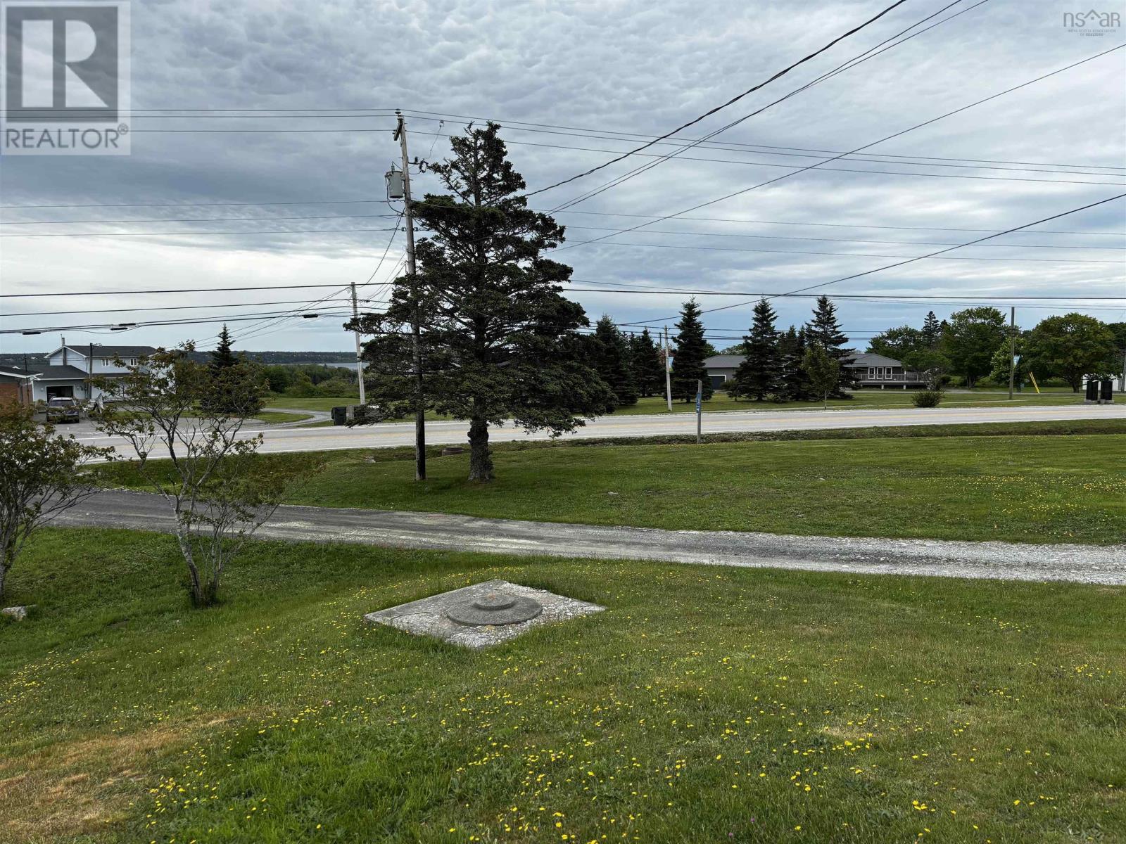 712 Highway 335, West Pubnico, Nova Scotia  B0W 3S0 - Photo 7 - 202516101