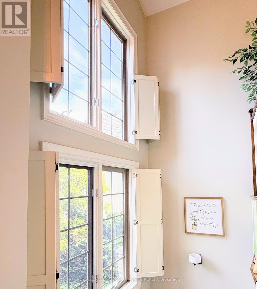 Property at 61 FRONTIER DRIVE image 4
