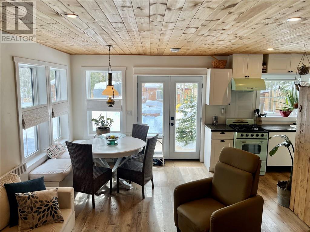 92 Lilly Crescent, Kagawong, Ontario  P0P 1J0 - Photo 16 - 2120806