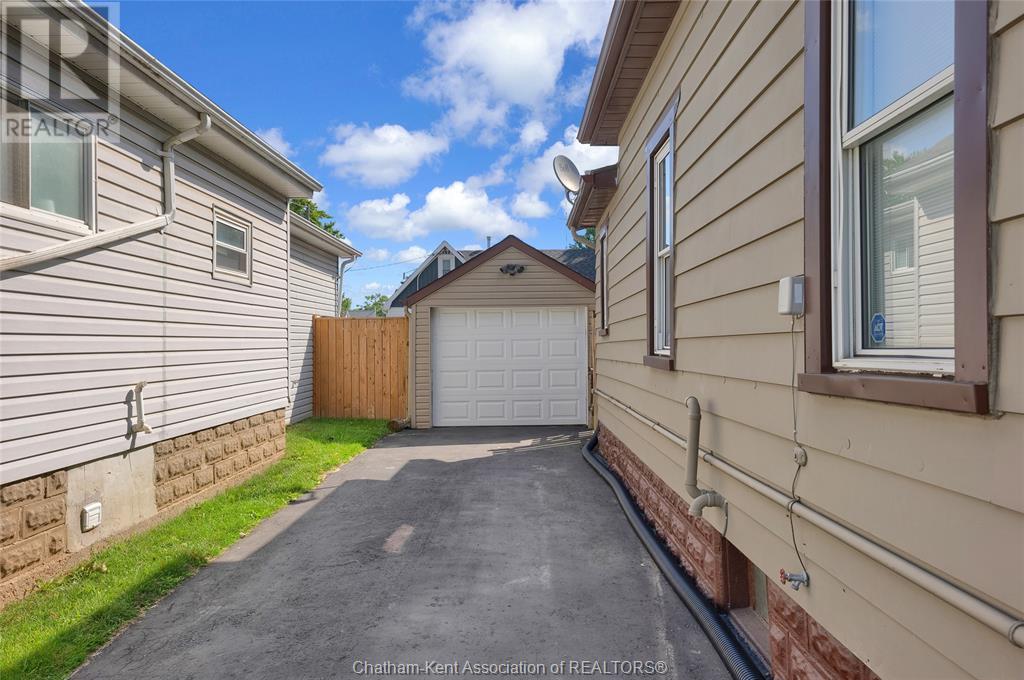 Property at 61 Sheldon AVENUE image 2