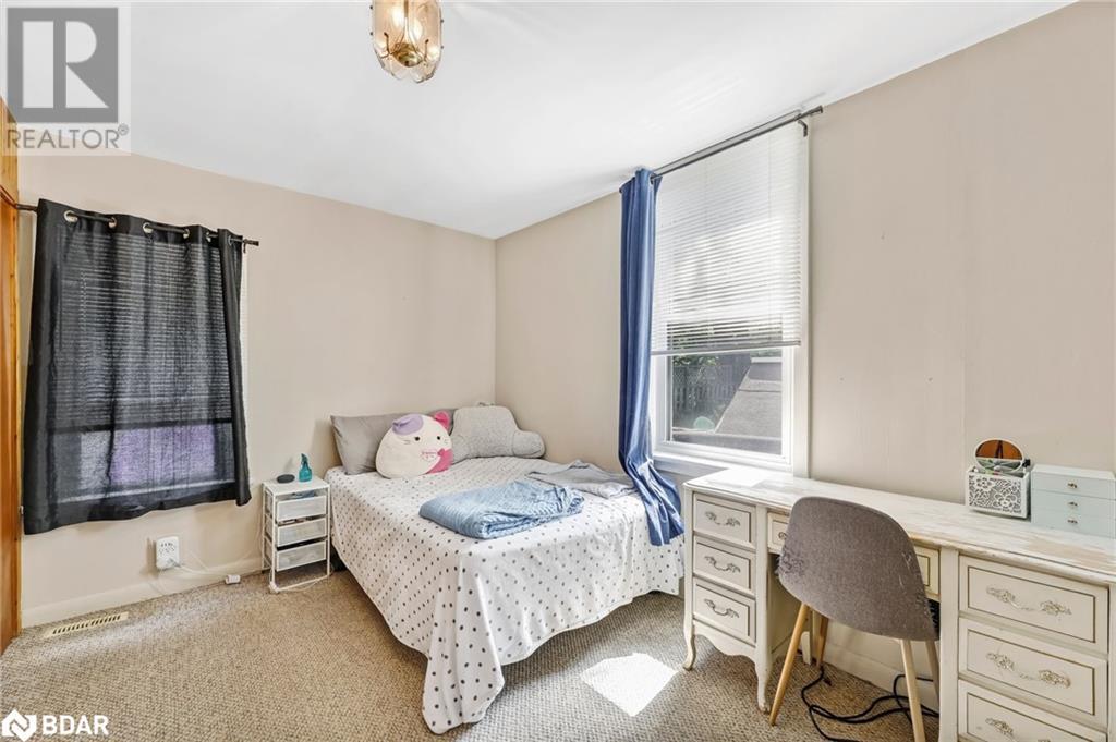 Photo 17 of 33 for 281 Egerton Street