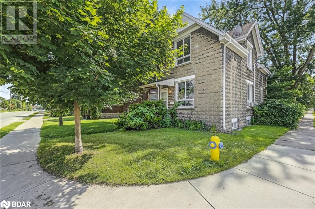 Photo 3 of 33 for 281 Egerton Street