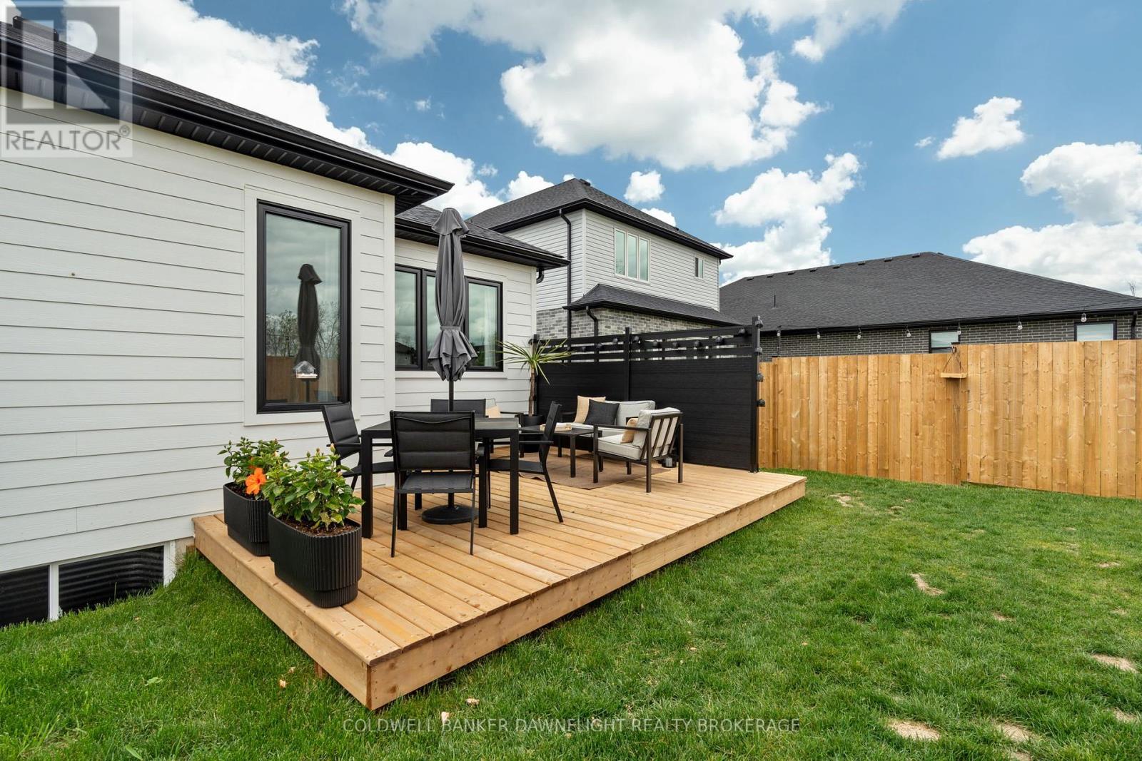 171 Greene Street, South Huron, Ontario  N0M 1S3 - Photo 29 - X12252753
