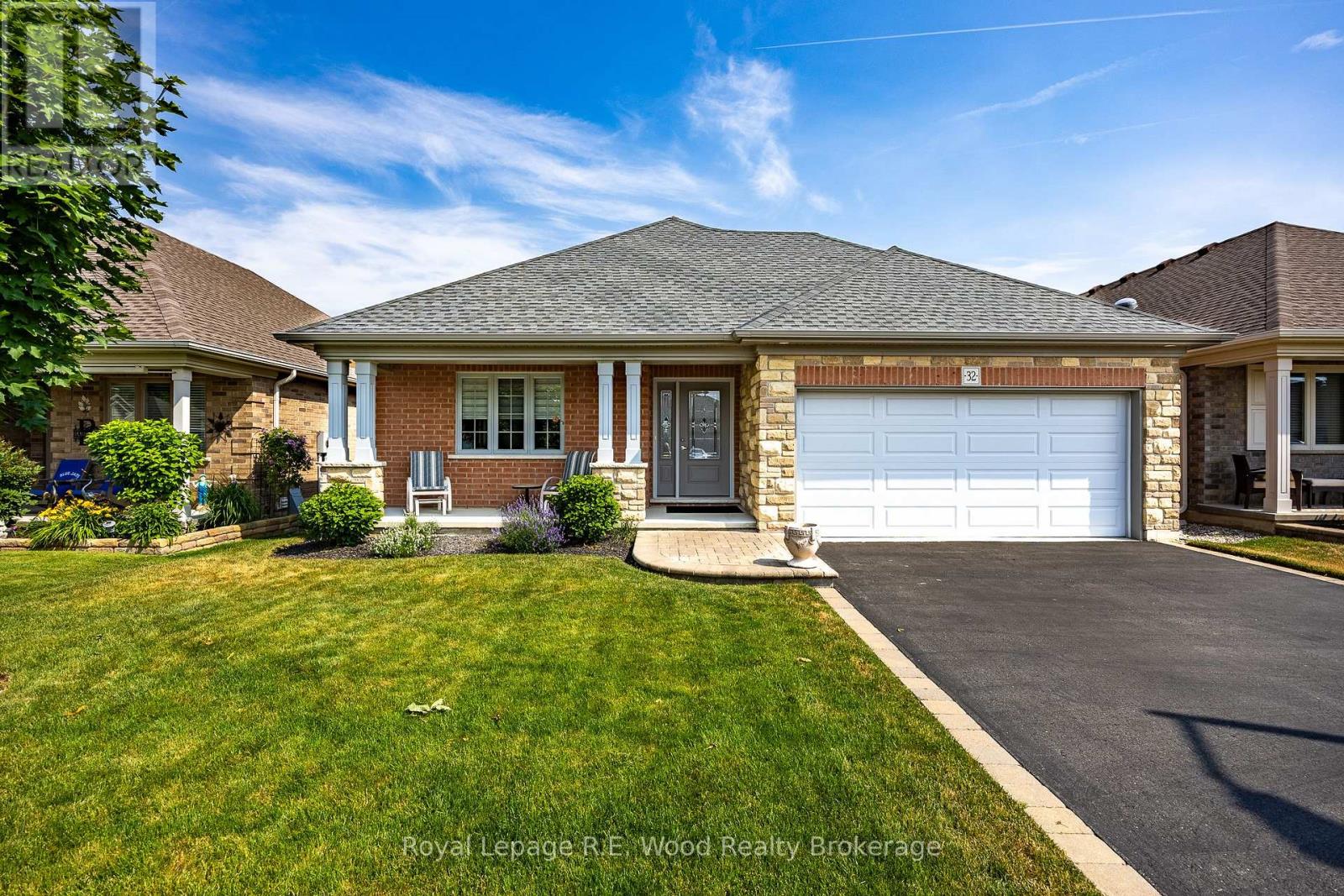 32 Esseltine Drive, Tillsonburg photo number 2 32 Esseltine Drive, Tillsonburg photo number 2