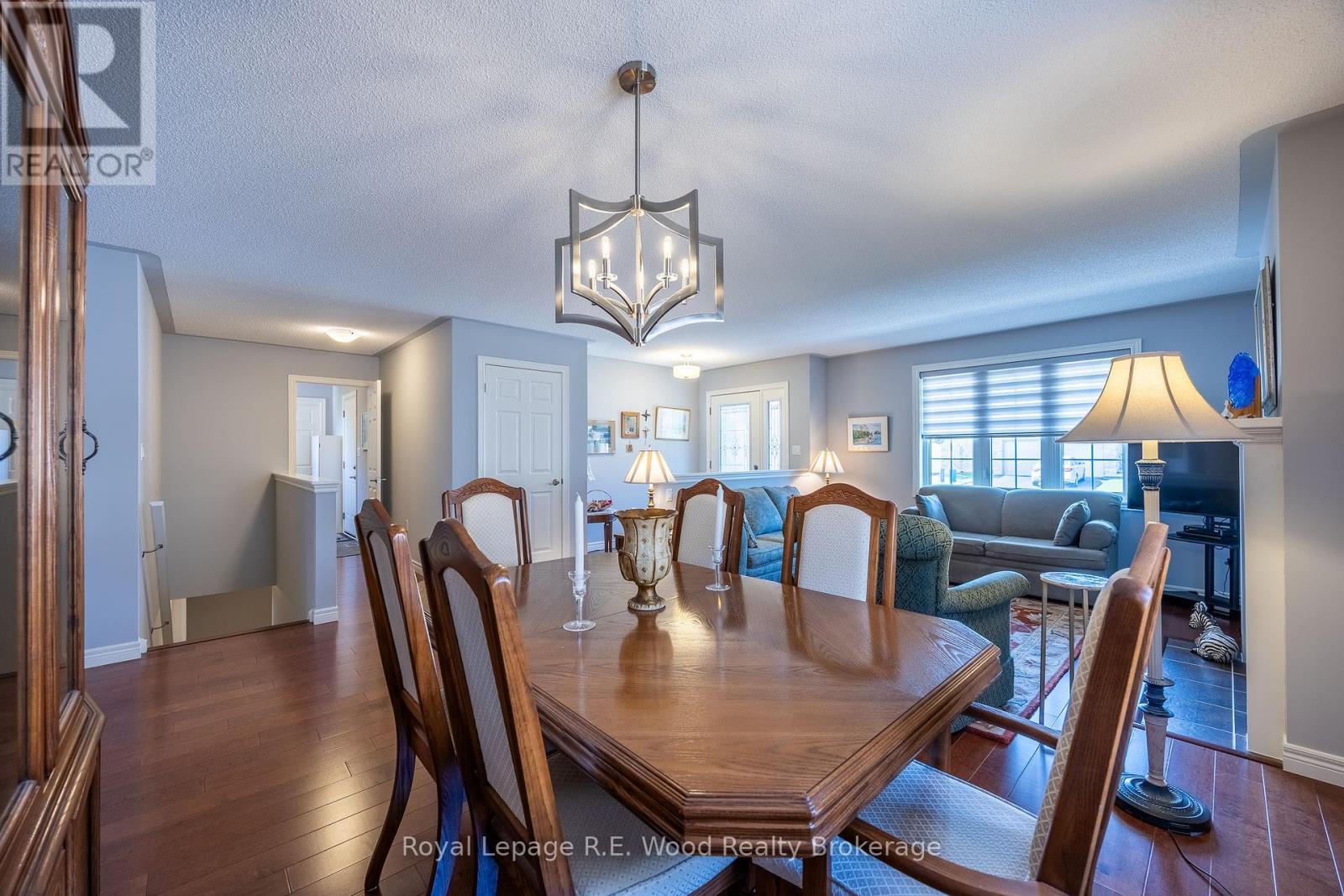 32 Esseltine Drive, Tillsonburg, Ontario  N4G 0C3 - Photo 10 - X12252773