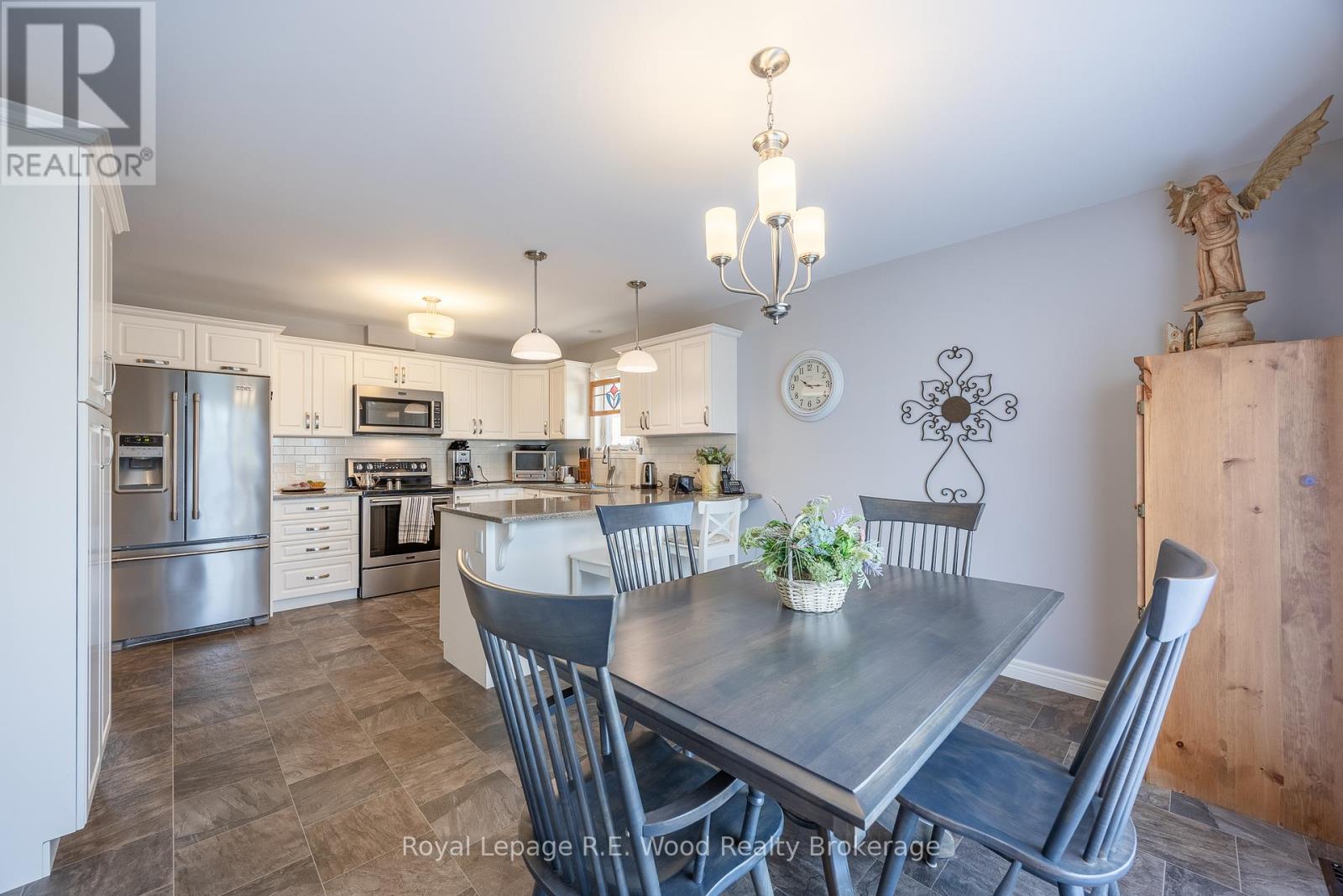 32 Esseltine Drive, Tillsonburg, Ontario  N4G 0C3 - Photo 17 - X12252773