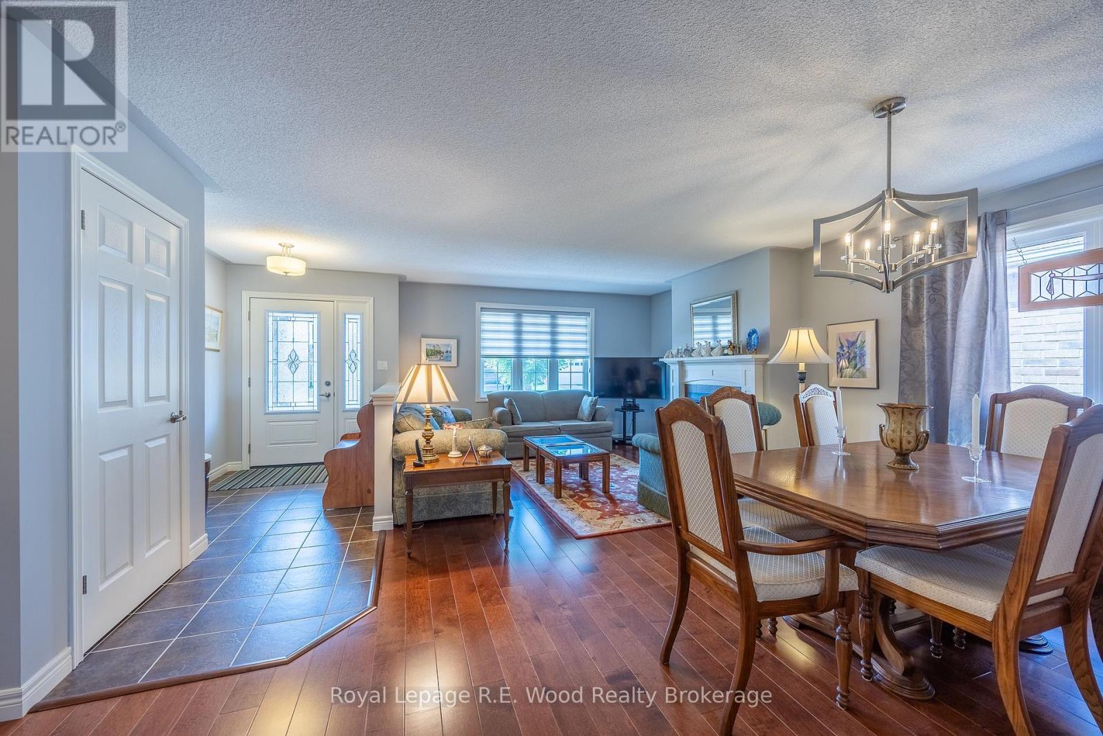 32 Esseltine Drive, Tillsonburg, Ontario  N4G 0C3 - Photo 8 - X12252773