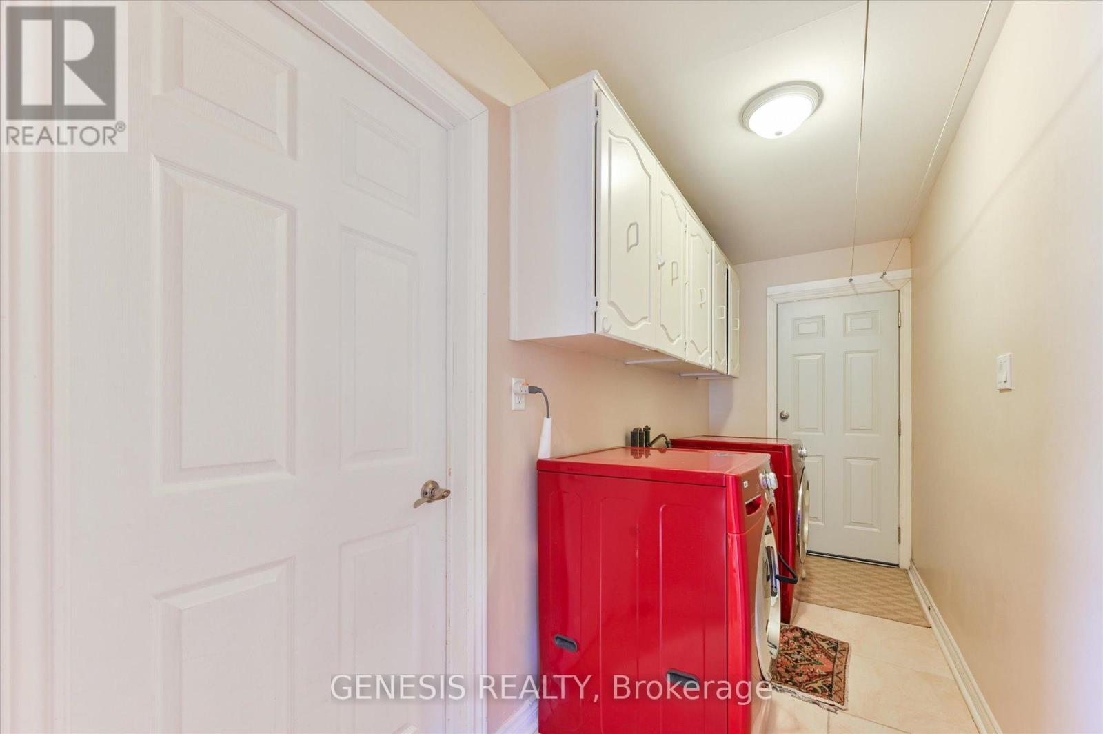 242 Banbury Road, Toronto, Ontario  M3B 3C8 - Photo 30 - C12252700