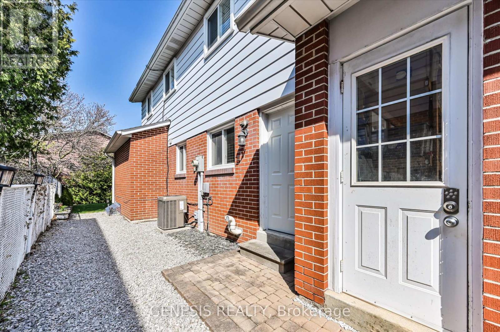 242 Banbury Road, Toronto, Ontario  M3B 3C8 - Photo 31 - C12252700
