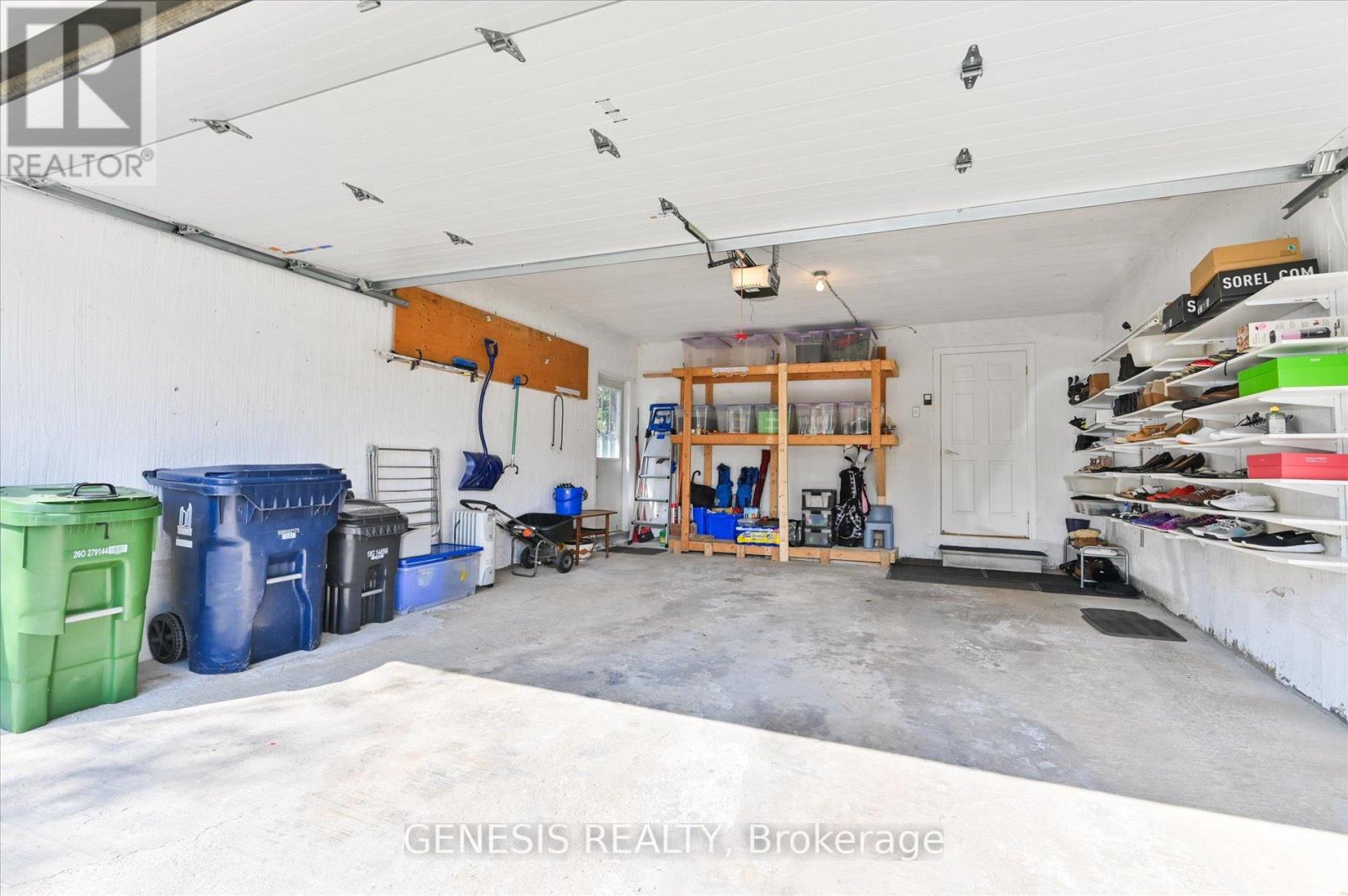 242 Banbury Road, Toronto, Ontario  M3B 3C8 - Photo 32 - C12252700