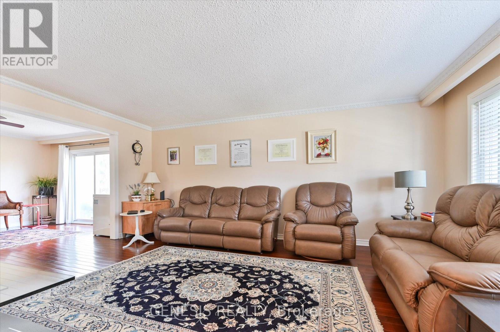 Property at 242 BANBURY ROAD image 4