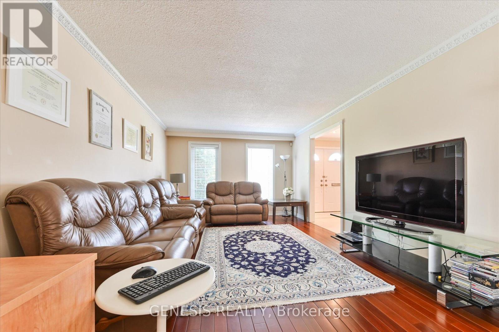 Property at 242 BANBURY ROAD image 5