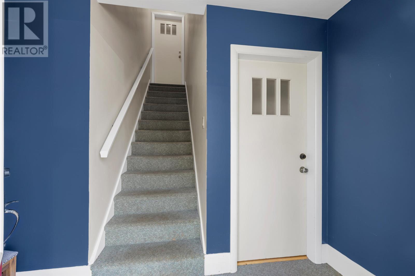 Property at 124 North River Road image 4